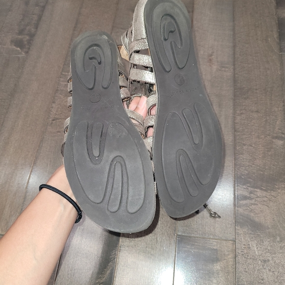 Gentle Soul Break My Heart Gladiator Sandals - Picture 5 of 7